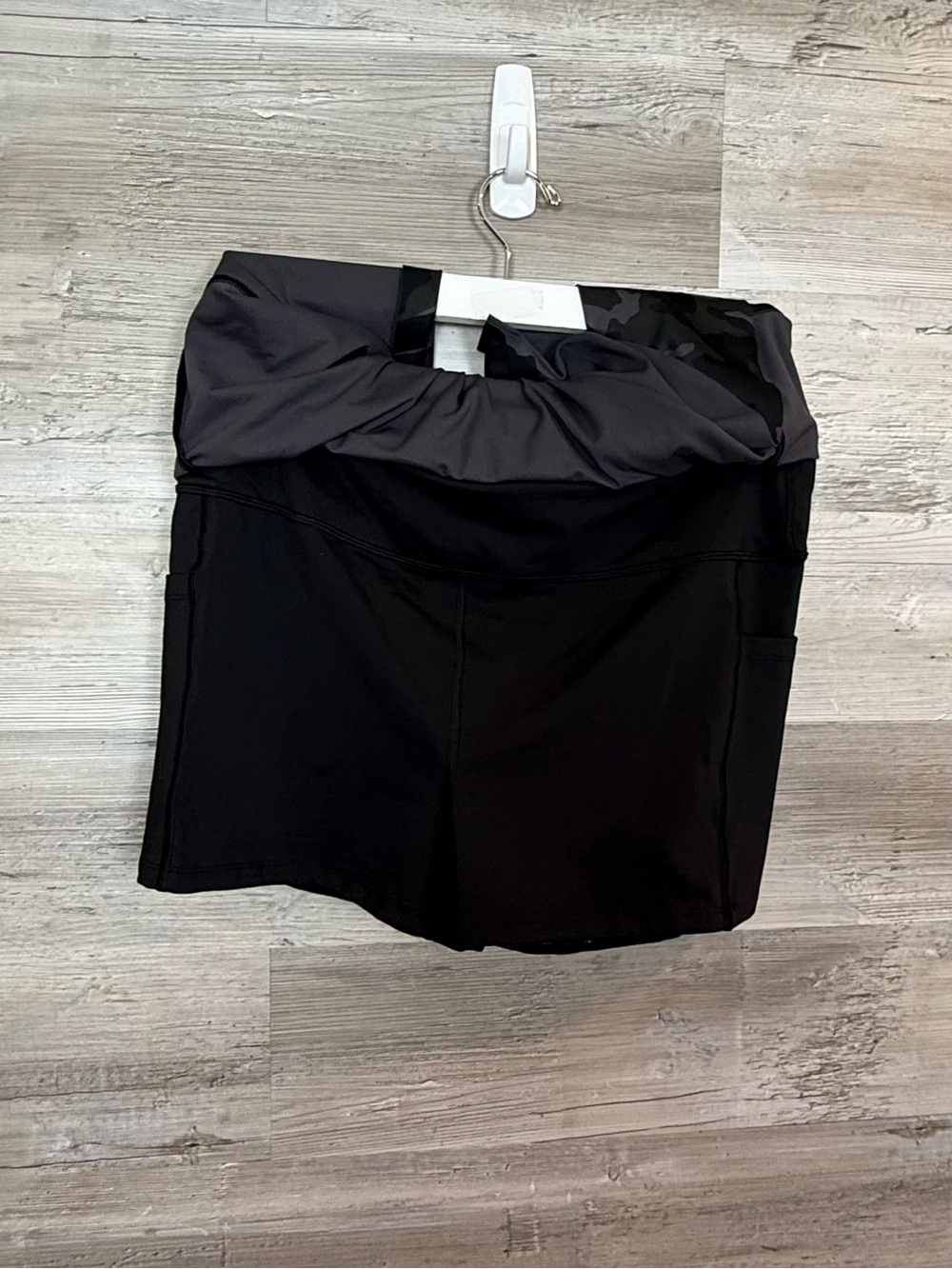 Athleta Dark Camo Match Point Skort L Built-In Shorts Pocket Athletic Skirt - Picture 8 of 9